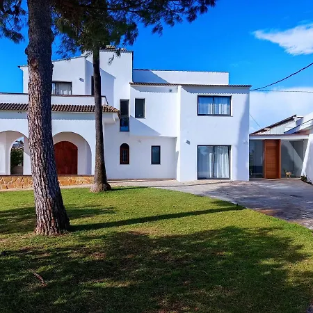 Casa Marisa Villa *